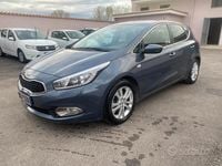 Usata Kia Ceed Active 99 CV (72 kW) 2013 Grigio Utilitaria