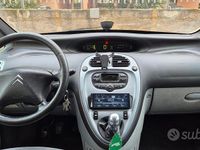 Usata Citroën Xsara Picasso 110 CV (80 kW) 2005 Grigio Monovolume