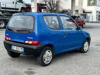 Usata Fiat 600 54 CV (39 kW) 2002 Blu Berlina