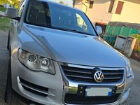 Usata VW Touareg 174 CV (127 kW) 2007 Grigio SUV