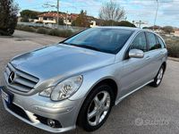 Usata Mercedes R320 Premium 224 CV (164 kW) 2008 Grigio Monovolume