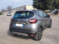 Usata Renault Captur 110 CV (80 kW) 2018 Grigio SUV