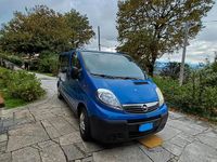 Usata Opel Vivaro 146 CV (107 kW) 2007 Blu/azzurro Monovolume