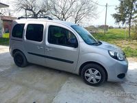 Usata Renault Kangoo 90 CV (66 kW) 2013 Grigio Monovolume