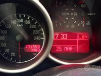 Usata Alfa Romeo 147 116 CV (85 kW) 2002 Grigio Utilitaria