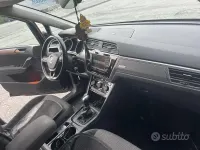 Usata VW Touran 150 CV (110 kW) 2017 Nero Monovolume