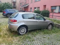 Usata Alfa Romeo 147 105 CV (77 kW) 2009 Grigio Utilitaria