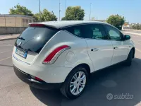 Usata Lancia Delta 120 CV (88 kW) 2010 Bianco Utilitaria