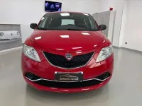 Usata Lancia Ypsilon Silver 69 CV (50 kW) 2016 Rosso Utilitaria