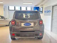 Usata Jeep Renegade Limited 140 CV (102 kW) 2016 Grigio SUV