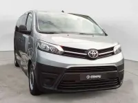 Usata Toyota Proace Lounge 120 CV (88 kW) 2021 Argento Monovolume