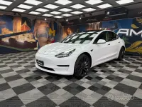 Usata Tesla Model 3 Long Range AWD 366 kW (498 CV) 2023 Bianco Berlina