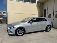 Usata Mercedes A180 116 CV (85 kW) 2019 Argento Berlina