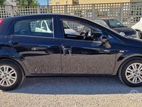Usata Fiat Punto Lounge 95 CV (69 kW) 2016 Blu Berlina