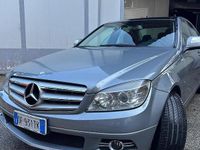 Usata Mercedes C220 Avantgarde 170 CV (125 kW) 2007 Grigio Berlina
