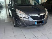 Usata Opel Meriva Cosmo 95 CV (69 kW) 2011 Grigio Monovolume