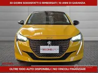 Usata Peugeot e-208 Active 56 kW (77 CV) 2022 Giallo Utilitaria