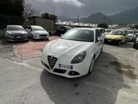 Usata Alfa Romeo Giulietta Distinctive 105 CV (77 kW) 2011 Bianco Utilitaria