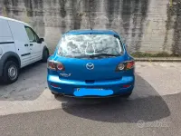 Usata Mazda 3 109 CV (80 kW) 2005 Bluazzurro Berlina