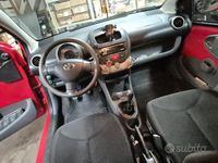 Usata Toyota Aygo 68 CV (50 kW) 2010 Rosso Utilitaria