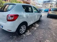 Usata Dacia Sandero Prestige 90 CV (66 kW) 2016 Bianco Berlina