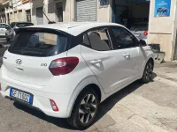 Usata Hyundai i10 67 CV (49 kW) 2021 Bianco Utilitaria