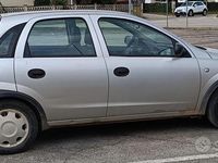 Usata Opel Corsa 2003 Utilitaria