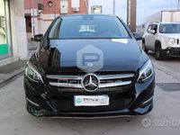 Usata Mercedes B200 150 CV (110 kW) 2019 Nero Monovolume
