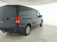 Usata Mercedes Vito 190 CV (139 kW) 2022 Blu Furgone