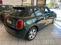 Używany Mini Cooper Hype 102 KM (75 kW) 2016 Zielony Hatchback