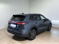 Nuova VW Tiguan Edition 131 CV (96 kW) 2026 Grigio SUV