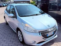 Usata Peugeot 208 68 CV (50 kW) 2012 Grigio Utilitaria