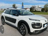 Usata Citroën C4 Cactus Shine 92 CV (67 kW) 2018 Utilitaria
