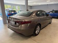 Usata Alfa Romeo Giulia Business 180 CV (132 kW) 2018 Grigio Berlina