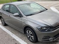 Usata VW Polo Comfortline 95 CV (69 kW) 2020 Grigio Berlina