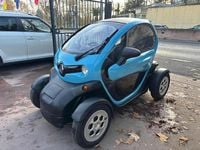 Usata Renault Twizy Life 7 kW (10 CV) 2019 Blu Utilitaria