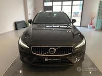 Usata Volvo V60 CC Ultimate 197 CV (144 kW) 2023 Grigio Station wagon