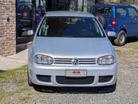 Usata VW Golf III Highline 101 CV (74 kW) 1998 Argento Berlina