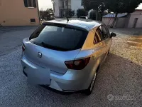 Usata Seat Ibiza 75 CV (55 kW) 2011 Grigio