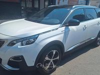 Usado Peugeot 5008 GT 131 HP (96 kW) 2021 Branco Monovolume