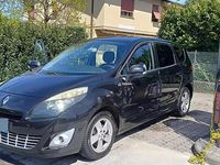 Usata Renault Grand Scénic III 110 CV (80 kW) 2009 Nero Monovolume