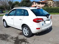 Usata Renault Koleos Dynamique 150 CV (110 kW) 2009 Bianco SUV