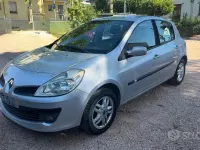 Usata Renault Clio II 65 CV (47 kW) 2008 Grigio Berlina