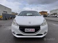 Usata Peugeot 208 Allure 68 CV (50 kW) 2012 Bianco Utilitaria