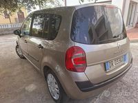 Usata Renault Modus 75 CV (55 kW) 2008 Grigio Monovolume