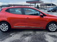 Usata Renault Clio V Business 85 CV (62 kW) 2020 Arancione Berlina