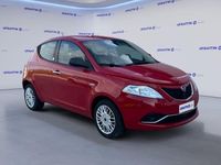 Usata Lancia Ypsilon Silver 69 CV (50 kW) 2017 Rosso Utilitaria