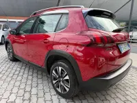 Usata Peugeot 2008 Allure 83 CV (61 kW) 2018 Rosso SUV