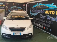 Usata Peugeot 2008 Active 99 CV (72 kW) 2015 Bianco SUV