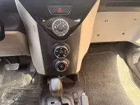 Usata Toyota iQ Active 68 CV (50 kW) 2012 Grigio Utilitaria